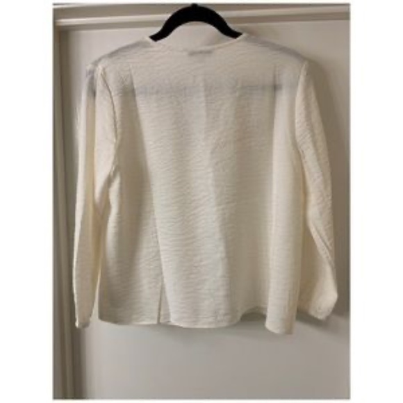 Madewell V-Neck Buttondown Blouse in Cream Size Medium - Picture 7 of 8